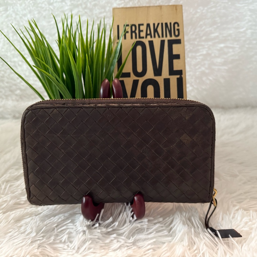 Authentic Bottega Veneta Brown Intrecciato Long Zippy Wallet - Picture 1 of 14
